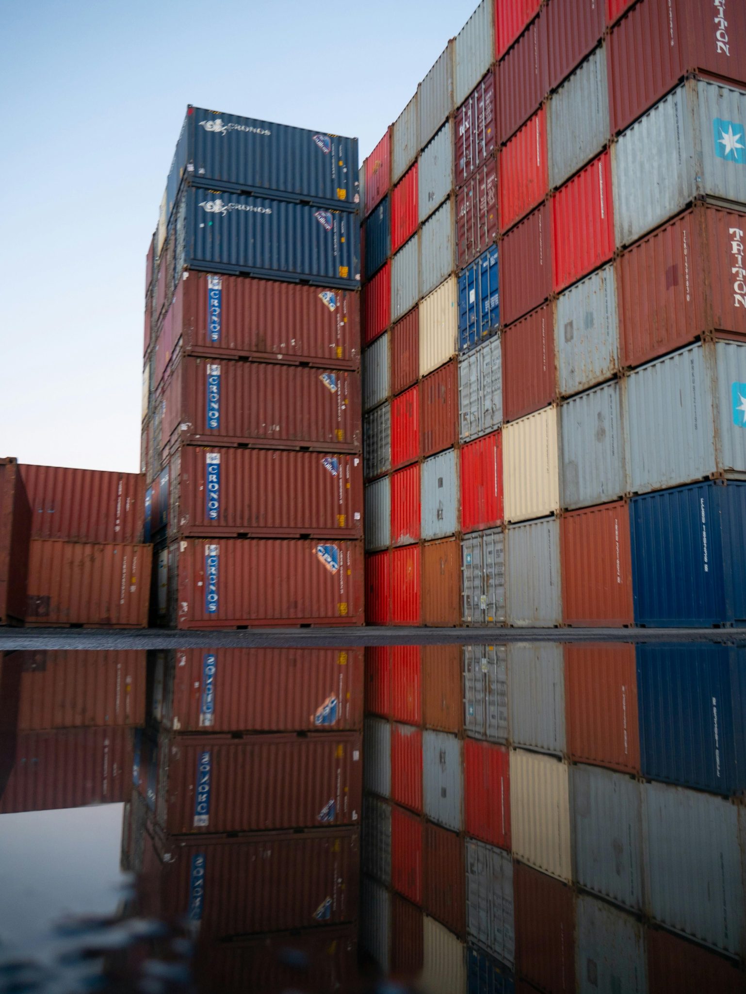 A.B.S. Shipping Nederland B.V. specialisten in zeetransport van bouwgrondstoffen zoals zand, grind en cement